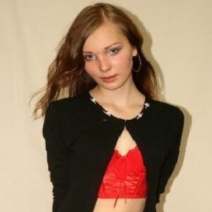 Pige søger kys, berøring og intim privat snak med mand