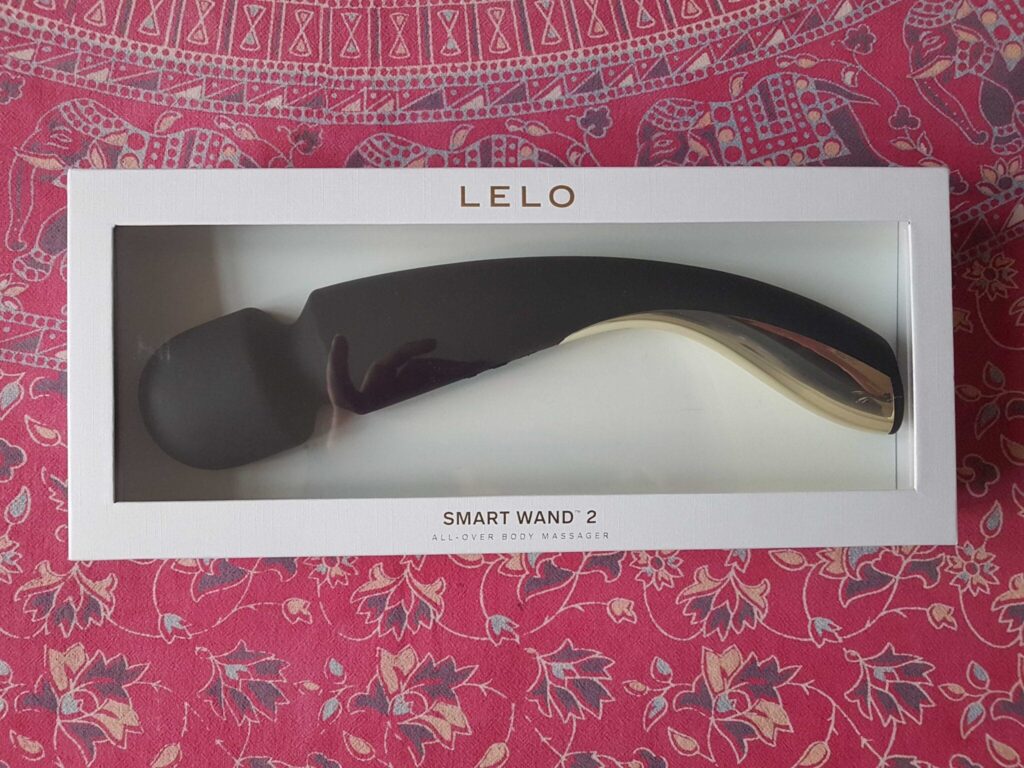 Indpakning - Lelo smart wand large 2